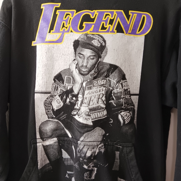 small Other - Kobe Bryant Lakers Legend Graphic Black Hoodie Sweatshirt Mens Size S